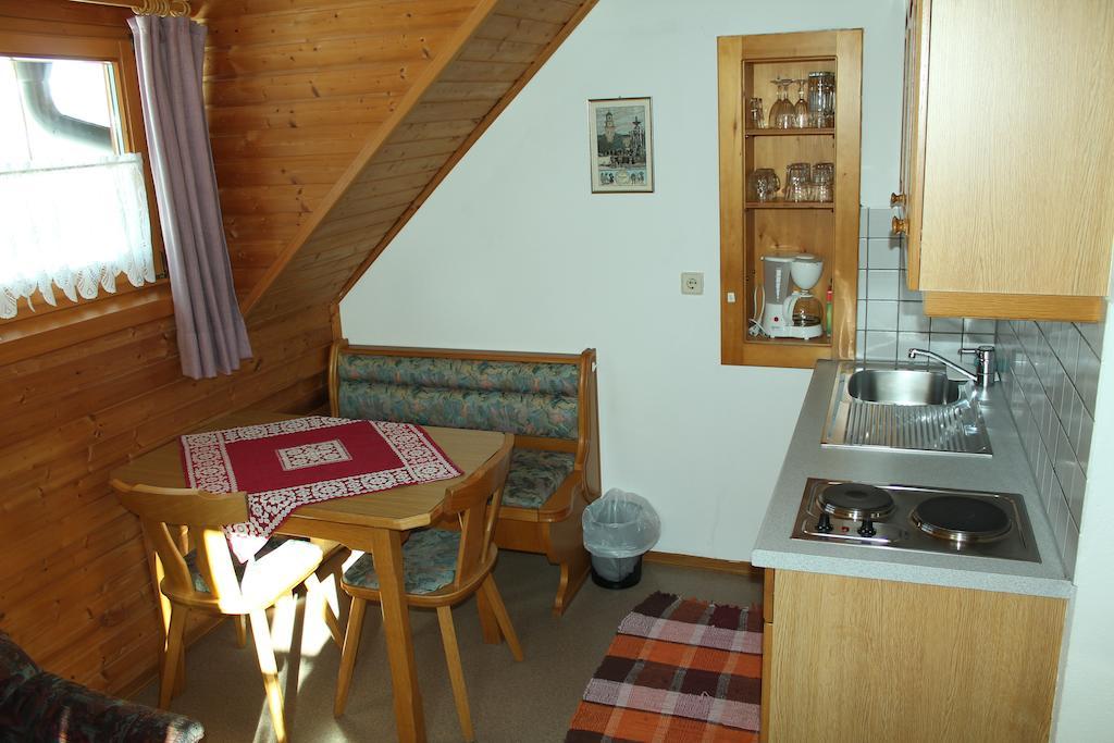 Appartement Pension Grasser Bad Kleinkirchheim Bilik gambar