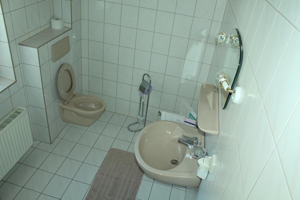 Appartement Pension Grasser Bad Kleinkirchheim Bilik gambar